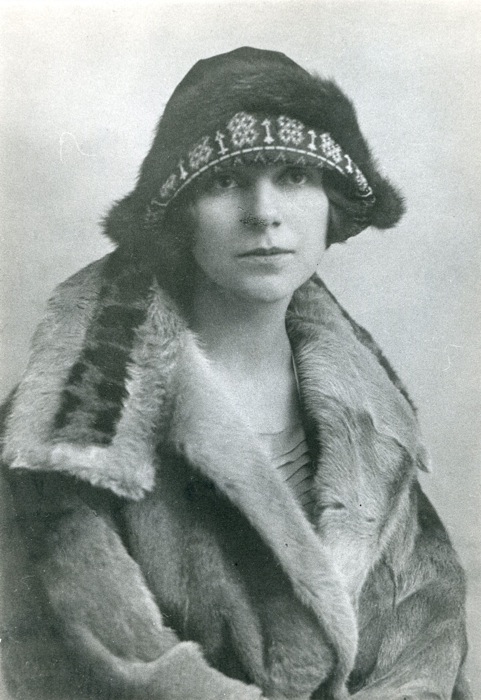 Monique Saint-Hélier (1895-1955)
